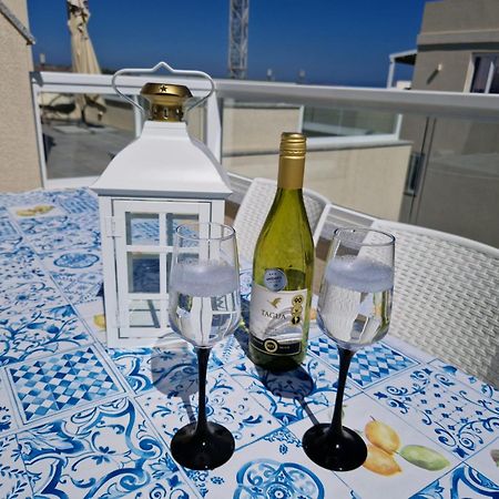 Sea View New Penthouse Terrace & Garage Parking Apartment St. Paul's Bay Luaran gambar