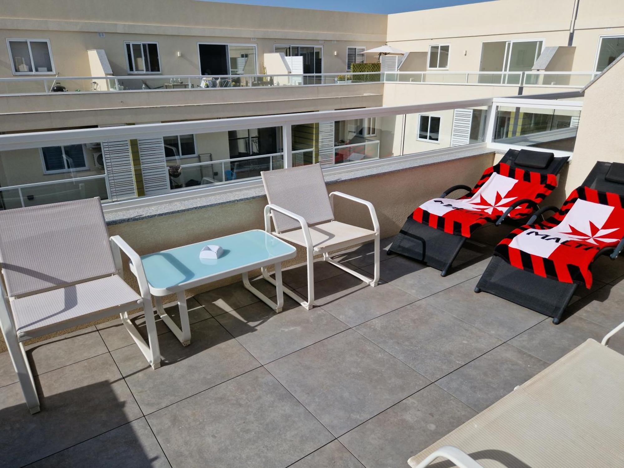 Sea View New Penthouse Terrace & Garage Parking Apartment St. Paul's Bay Luaran gambar