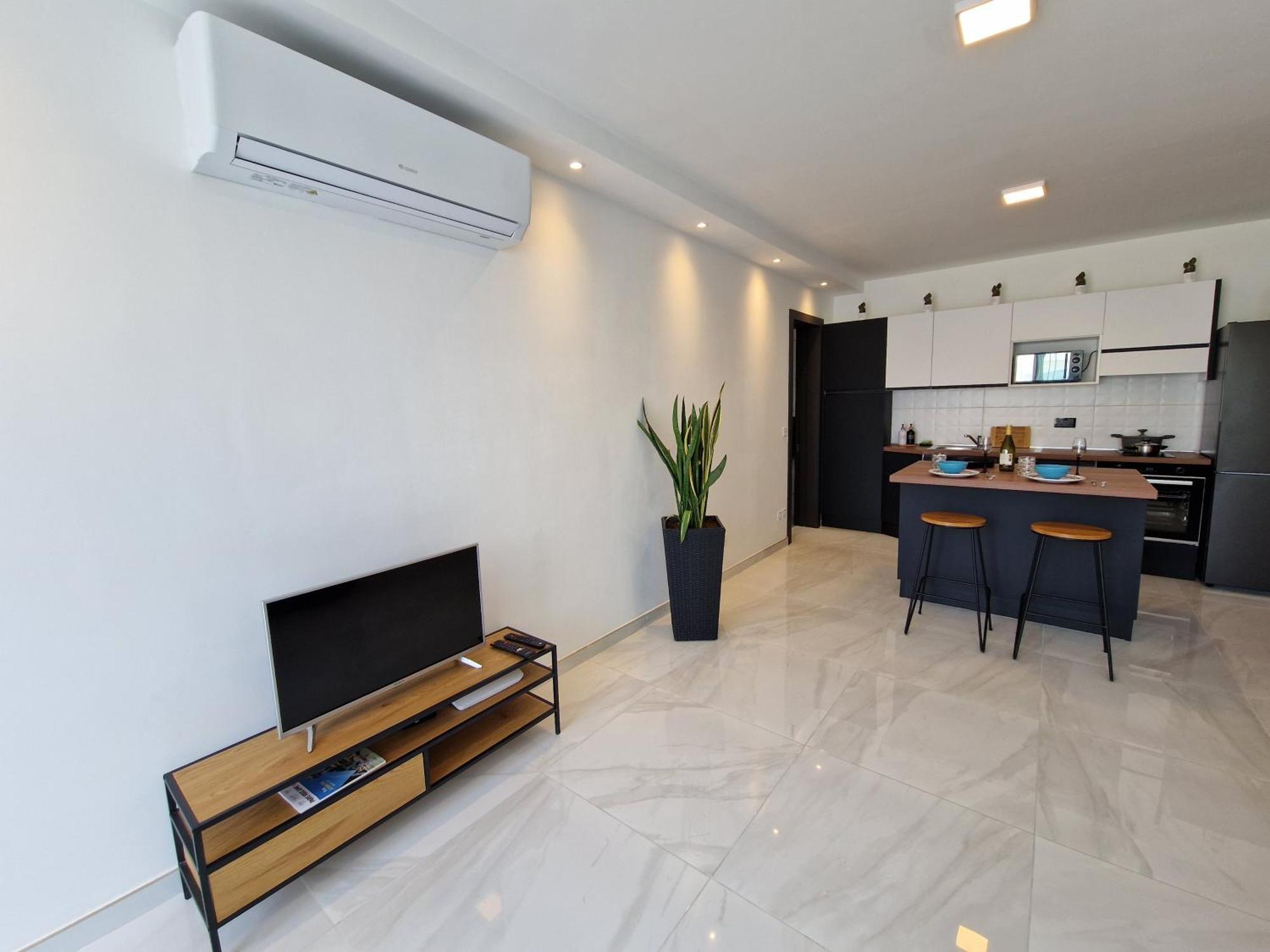 Sea View New Penthouse Terrace & Garage Parking Apartment St. Paul's Bay Luaran gambar