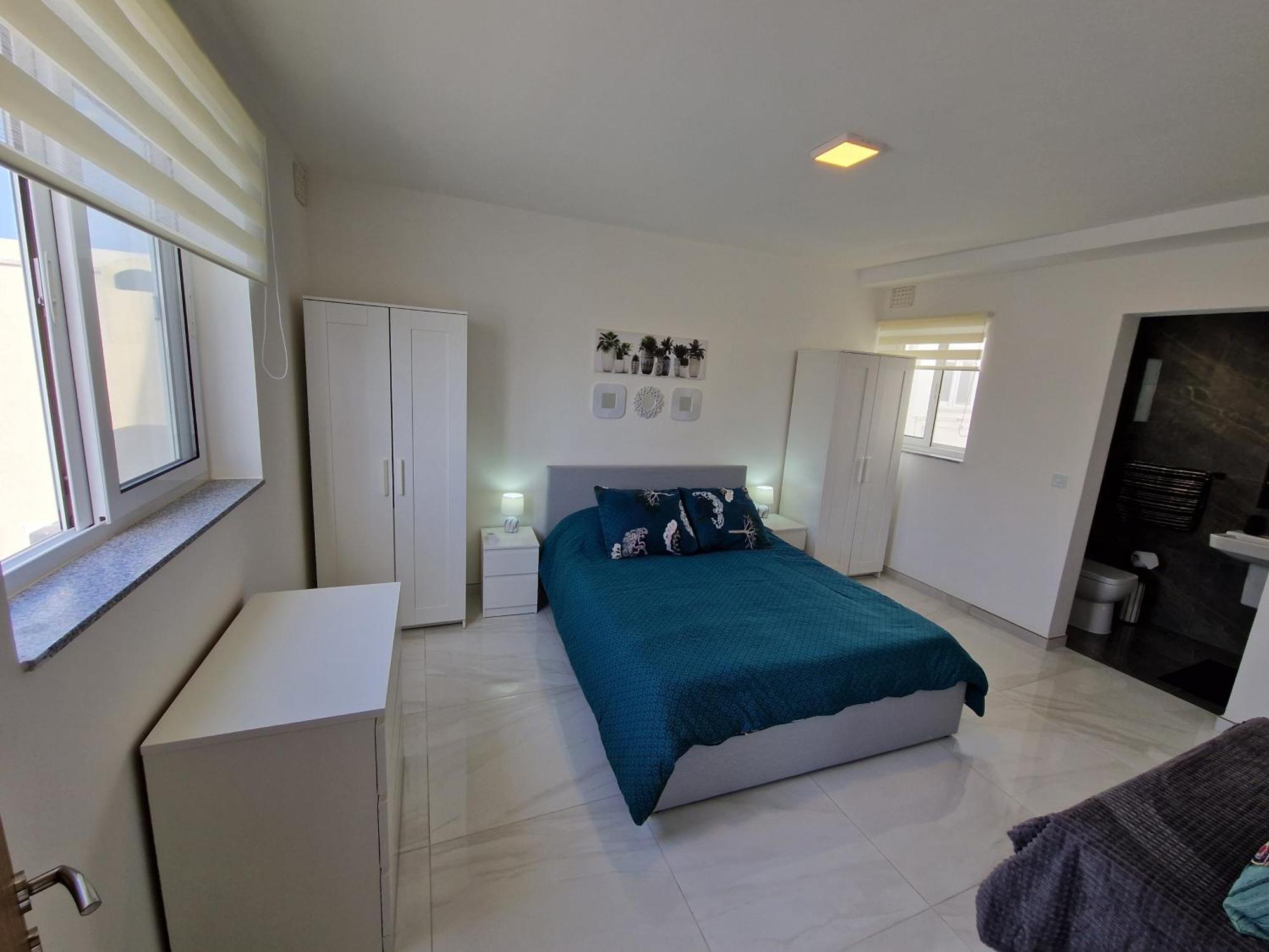 Sea View New Penthouse Terrace & Garage Parking Apartment St. Paul's Bay Luaran gambar